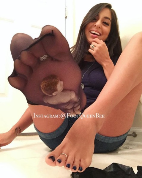 Foot Queen Bee has some of the hottest Latin feet that I have ever seen. 